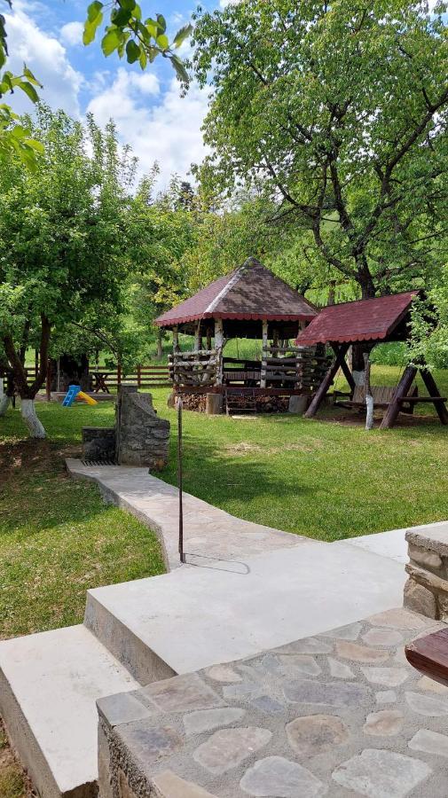 Cabana Dochita Чахлэу Экстерьер фото