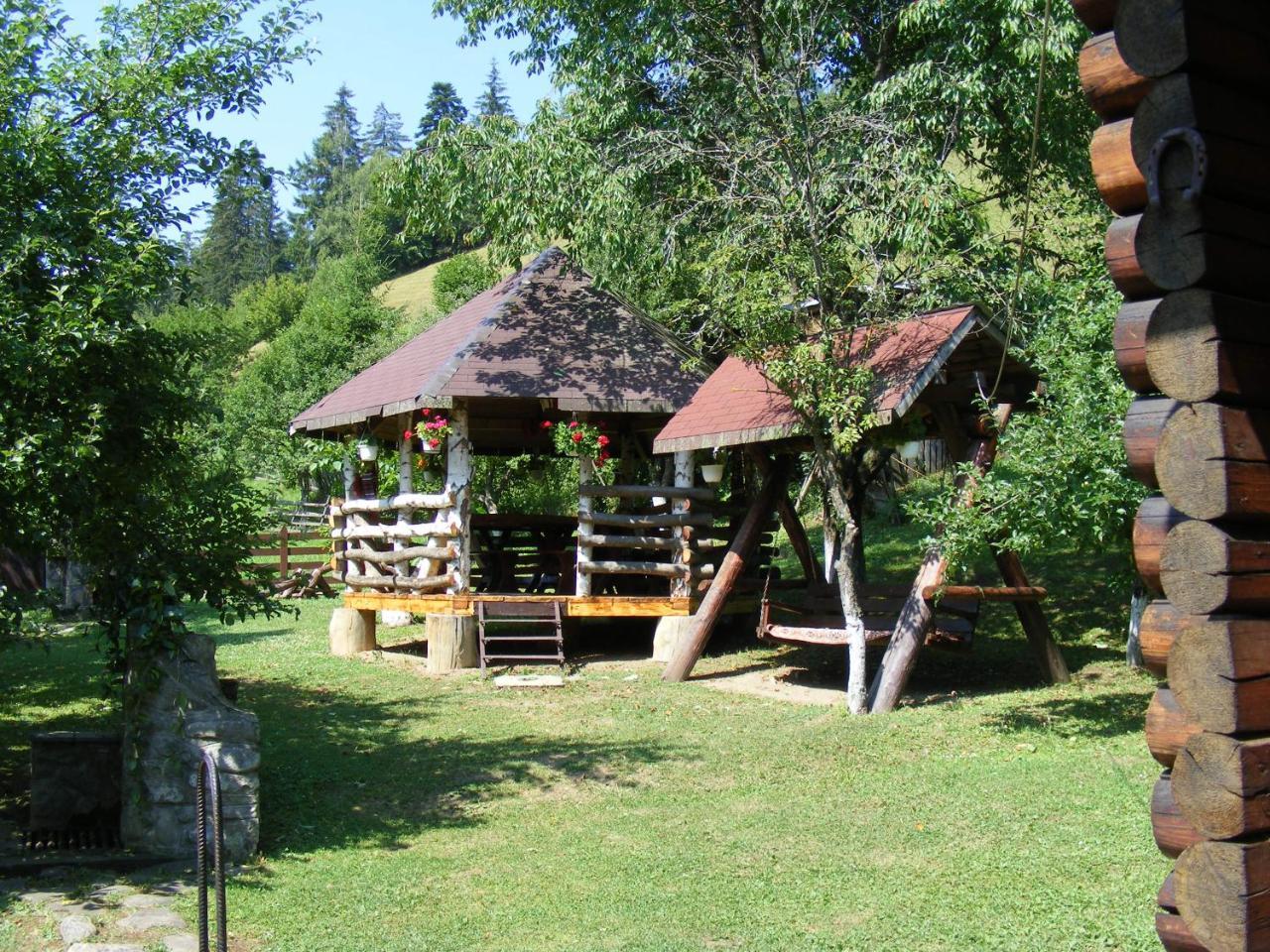 Cabana Dochita Чахлэу Экстерьер фото